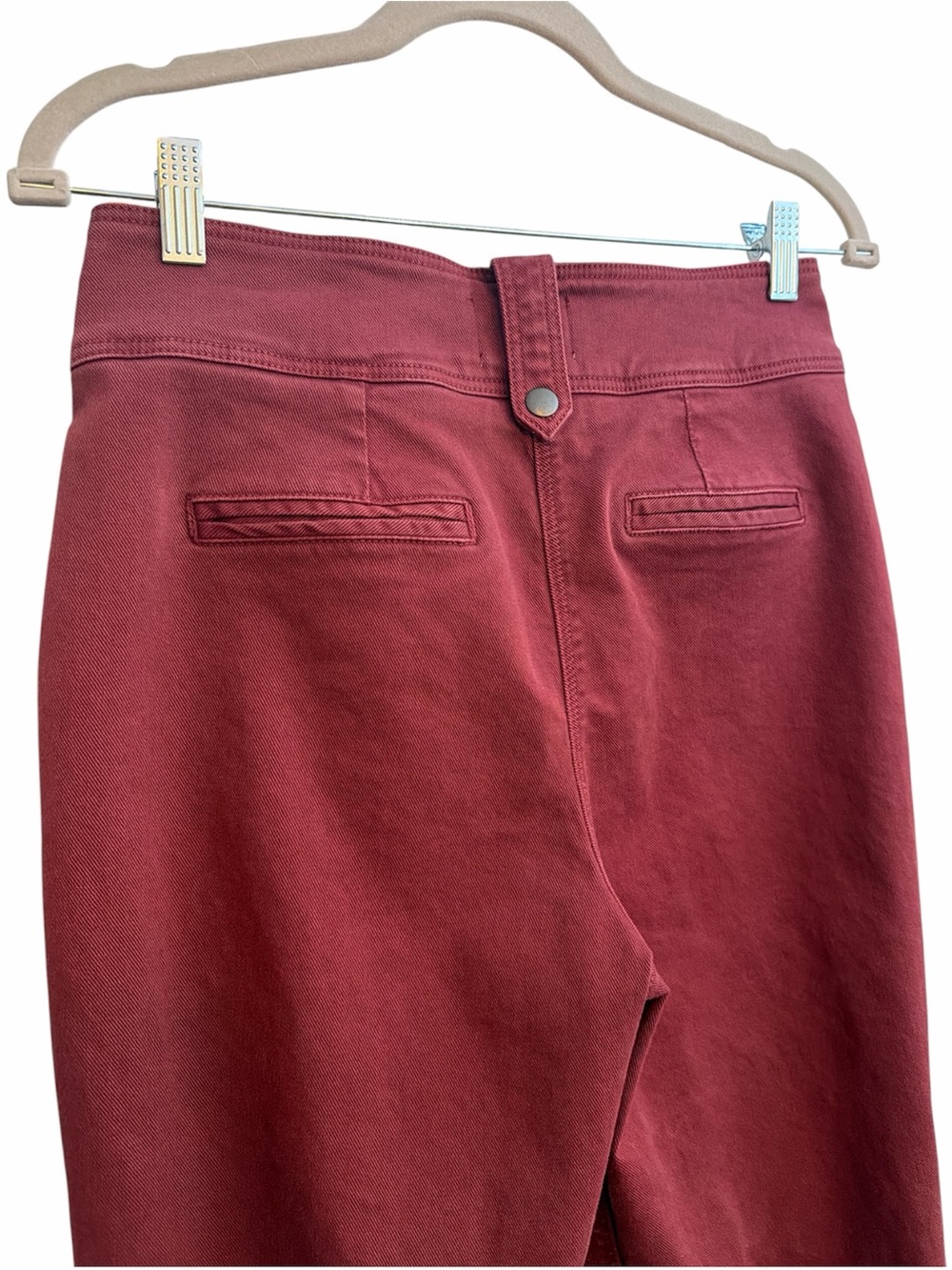Sézane High-Waist Double-Buckle Leon Trousers — Dusty Mauve (Lie De Vin) - Picture 6 of 16